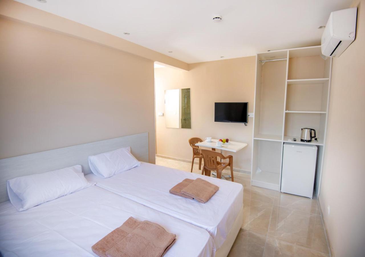 Marisa Napa Suites Ayia Napa Esterno foto