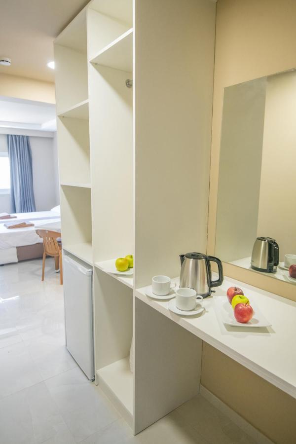 Marisa Napa Suites Ayia Napa Esterno foto